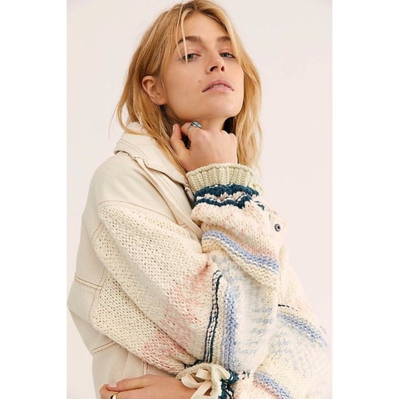 NWOT Free People Loose Thoughts Ivory Denim Jacket - Picture 15 of 15